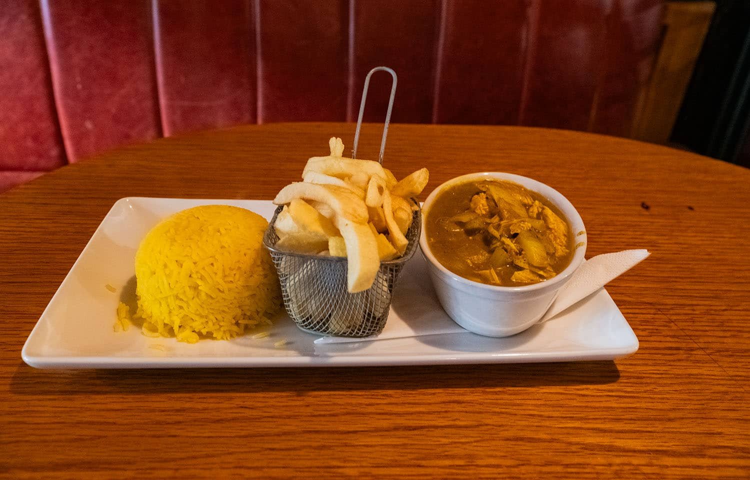 CHICKEN CURRY